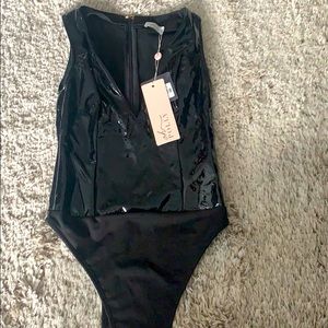 Oh Polly body suit size 4